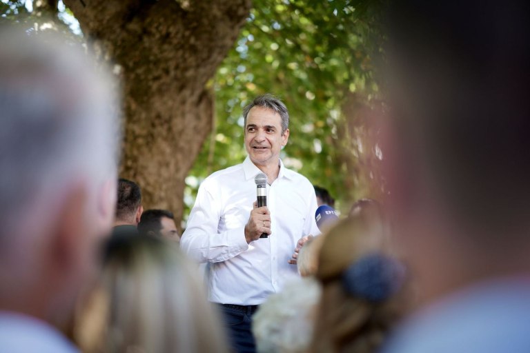 «Δεν χρειάζεται να ελεγχθούν. Τελεία!» – Να δικαιολογήσει την άρνηση για Προανακριτική επιχειρεί η κυβέρνηση