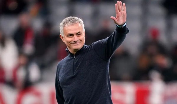 Μουρίνιο: «Θα γυρίσω στην Πορτογαλία»