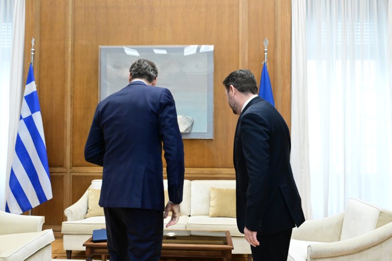 ΟΠΕΚΕΠΕ: Ξαφνικά, «βροχή» από «παράνομα βοσκοτόπια» και «πόλεμος» Νέας Δημοκρατίας – ΠΑΣΟΚ