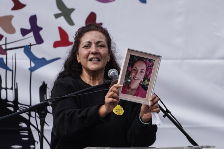 Γυναικοκτονία στους Αγίους Αναργύρους: «Ψυχρή και βολική η αμνησία του κατηγορούμενου» λέει η ψυχίατρος