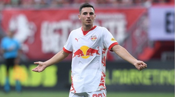 «Αφήνει τον Κωνσταντέλια και πάει για τον Γκλουκχ η Στουτγκάρδη»