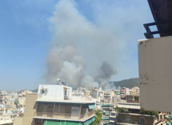 Φωτιά στην Πολυτεχνειούπολη: Κυκλοφοριακές ρυθμίσεις – Πού έχει διακοπεί η κίνηση των οχημάτων