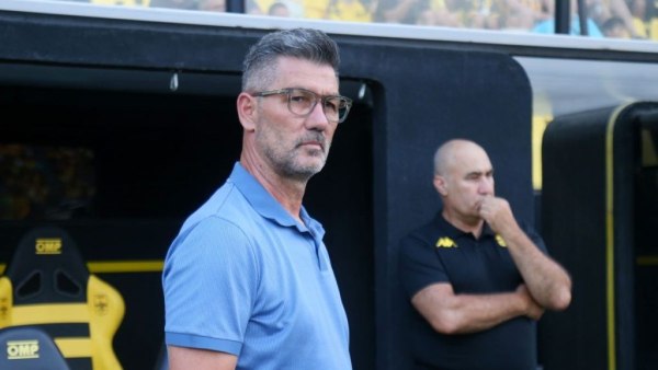 Ουζουνίδης: «Οσοι παίξουν πρέπει να δώσουν το 100%»