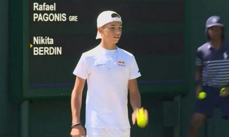 LIVE: Παγώνης – Φράιταγκ