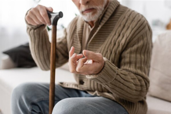 Ειδικά επεμβατικά κέντρα θεραπείας της νόσου Πάρκινσον με υπερήχους