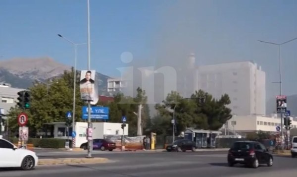 Συναγερμός στην Πάτρα: Εκκενώνεται λόγω της φωτιάς το νοσοκομείο «Άγιος Ανδρέας»