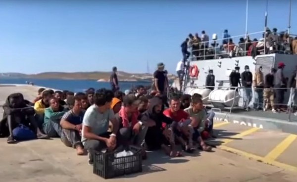 Αν βγάλει και άλλα στη φόρα η ευρωπαϊκή εισαγγελία θα ρίχνουν μετανάστες στον γκρεμό και στη ΔΕΘ θα μοιράσουνε χρυσό