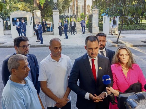 Αποχώρησε από τη δεξίωση στο προεδρικό μέγαρο ο Χαρίτσης – «Η θέση μου στο πλευρό της Παλαιστίνης»