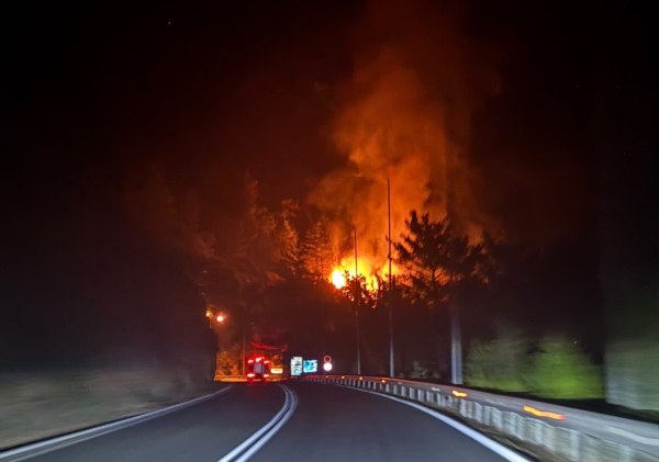 Μεγάλη φωτιά στους Λιγκιάδες Ιωαννίνων