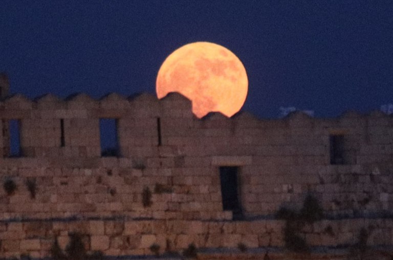 Απόψε η Πανσέληνος του Ελαφιού – Γιατί ονομάστηκε έτσι