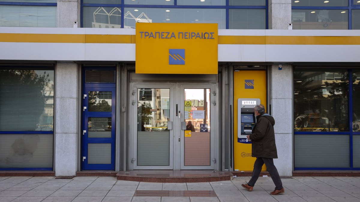 Το τέλος των διατραπεζικών χρεώσεων του συστήματος Δίας, ανακοίνωσε ο Πιερρακάκης – Τι θα γίνει με τις χρεώσεις τρίτων