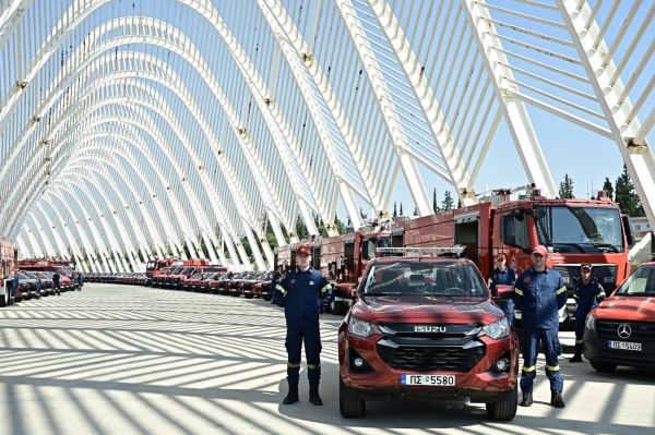 Β. Κικίλιας: «Χαρά, συγκίνηση και περηφάνια» για την υλοποίηση του ΑΙΓΙΣ και τα πρώτα οχήματα στην Πυροσβεστική
