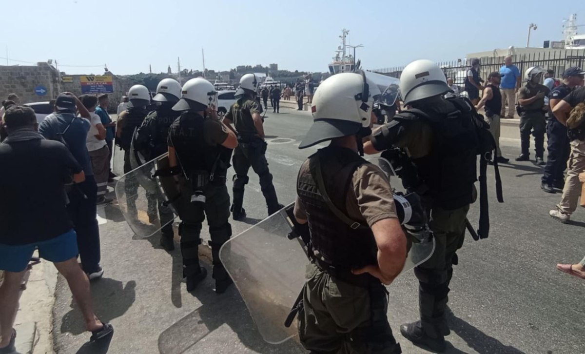 Ρόδος: Προσαγωγές και ένταση πριν την έλευση του ισραηλινού κρουαζιερόπλοιου «Crown Iris»