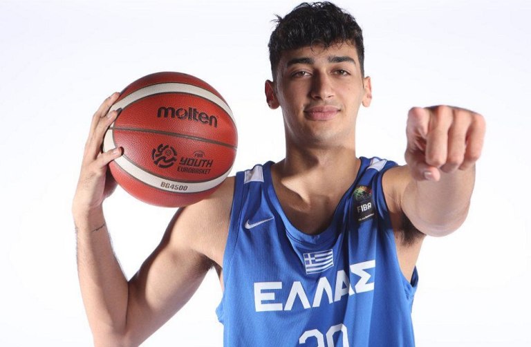 Σαμοντούροβ: «Δεν φοβόμαστε να το πούμε, η Εθνική Νέων θέλει να κατακτήσει το Ευρωμπάσκετ!»
