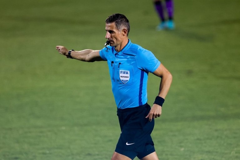 Σφυρίζουν Σιδηρόπουλος, Παπαπέτρου, Φωτιάς στον τρίτο προκριματικό γύρο