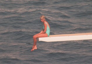 Μέσα στις σουρεαλιστικά τραγικές τελευταίες ημέρες της ζωής της πριγκίπισσας Νταϊάνας – «Νιώθω ελεύθερη»