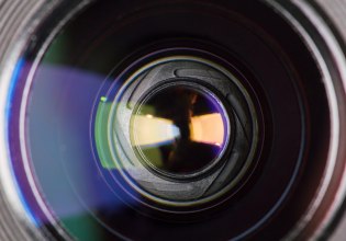 Σκούπες που κατασκοπεύουν τα αφεντικά τους – Κρυμμένοι κίνδυνοι στο «έξυπνο σπίτι»