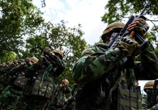 Ταϊλάνδη – Καμπότζη: Ανταλλαγές πυρών στα σύνορα – Δύο νεκροί άμαχοι – Ανεβαίνει επικίνδυνα η ένταση