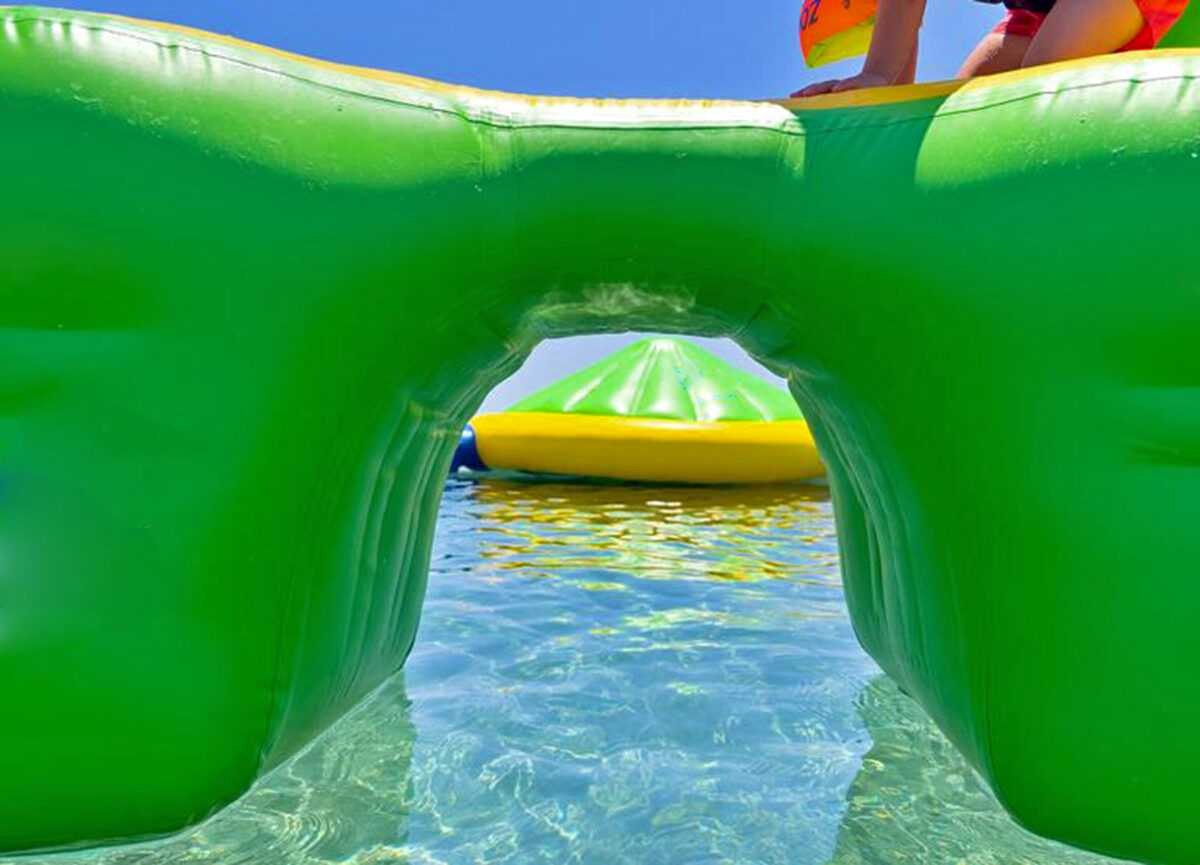 Θάσος: Τραυματίστηκε 13χρονος σε φουσκωτό θαλάσσιο πάρκο – Αναζητείται ο υπεύθυνος της επιχείρησης