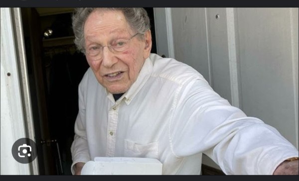 ΗΠΑ: Πέθανε στα 97 του ο Τομ Λέρερ, μαθηματικός και σαρδόνιος τραγουδοποιός