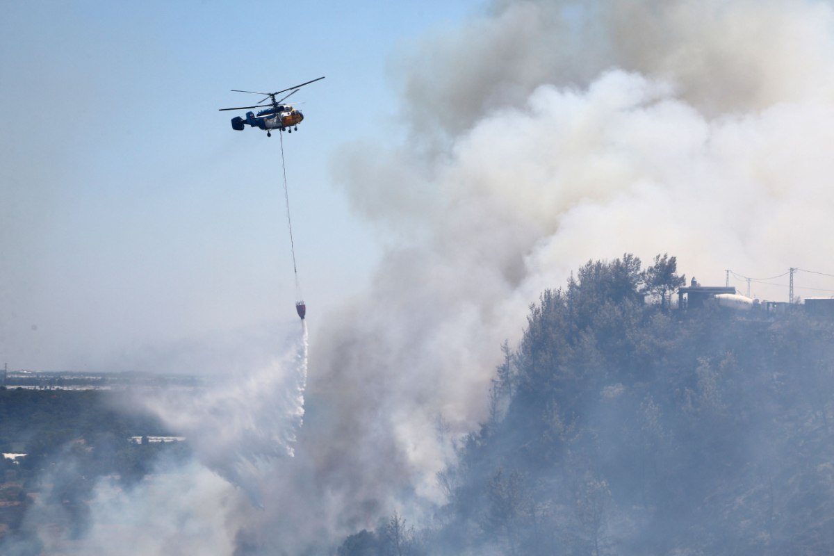 Τουρκία: Σε εξέλιξη τέσσερις μεγάλες πυρκαγιές