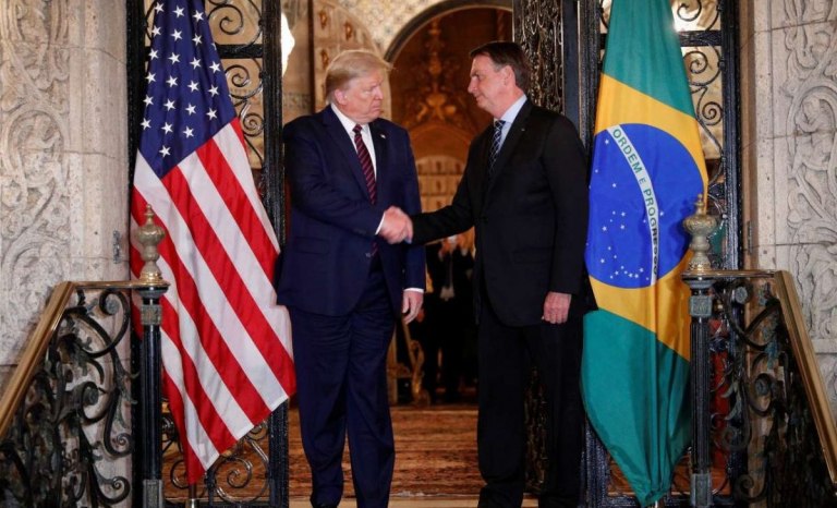 Τραμπ: Η Βραζιλία θα απαντήσει στους δασμούς της τάξης του 50% – Εμπορικός πόλεμος για χάρη του Μπολσονάρο