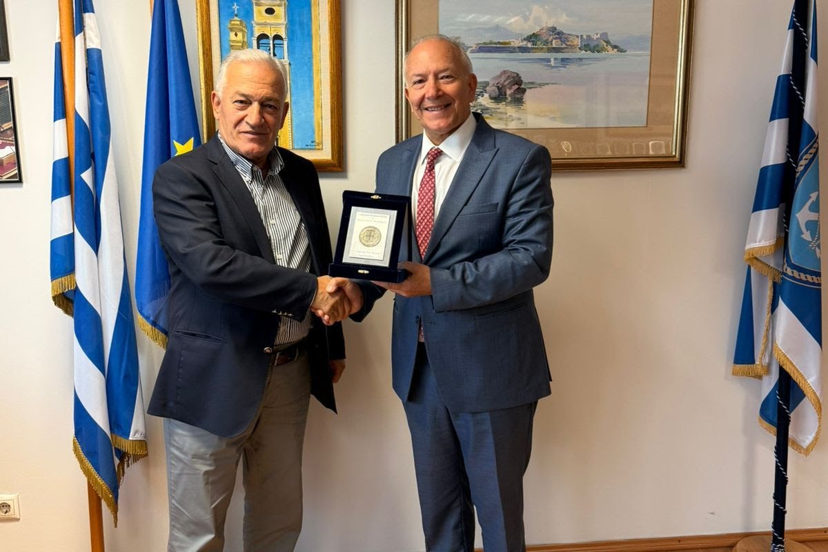 Συνάντηση του προέδρου της ΚΕΔΕ με τον υφυπουργό Ναυτιλίας για την ναυαγοσωστική κάλυψη