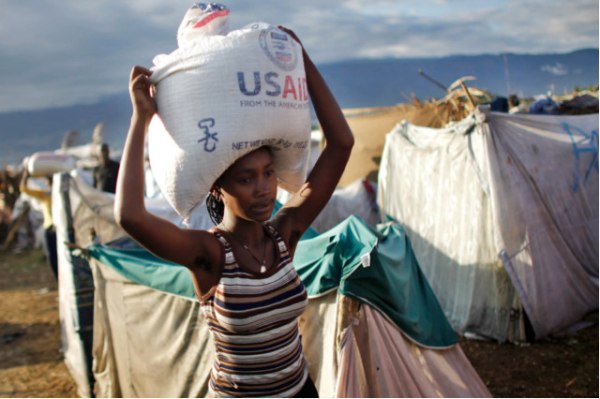 Η περικοπή από τις ΗΠΑ της διεθνούς βοήθειας μπορεί να στοιχίσει τη ζωή σε πάνω από 14 εκατ. ανθρώπους