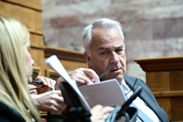 ΟΠΕΚΕΠΕ: Καινούργια συνομιλία με ευθεία αναφορά σε Βορίδη