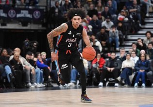 Ολυμπιακός: Η ανακοίνωση του Γουόρντ, το βήμα παραμονής του Πετρούσεφ και οι δύο υποθέσεις εσωτερικού (vids)