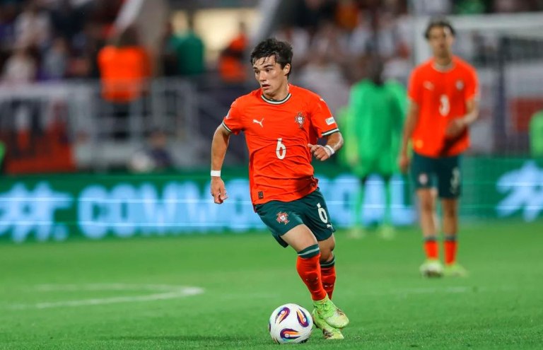 Ολυμπιακός: Τα ξημερώματα στην Ελλάδα ο Ντιόγκο Νασιμέντο