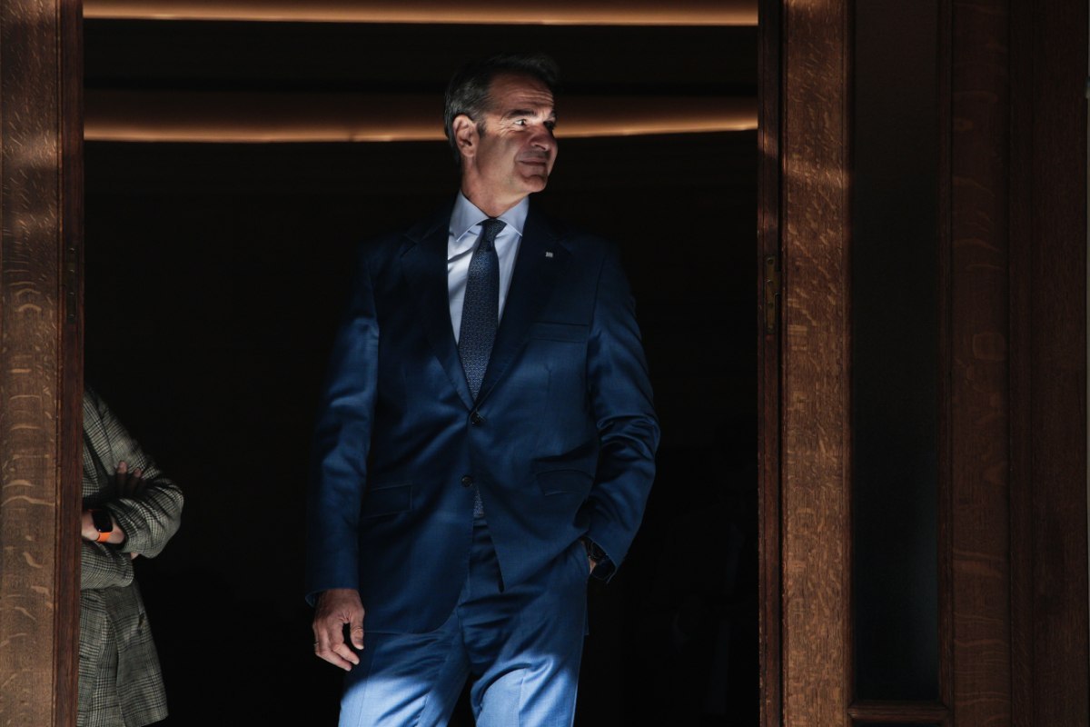 Μέγαρο Μαξίμου: Ψάχνει εναγωνίως για «θετικά» αφηγήματα