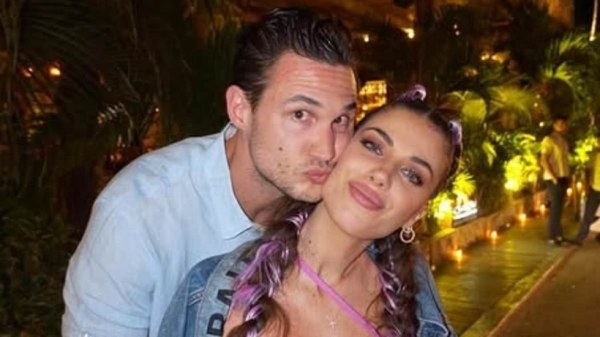 Απίστευτο: Καρχαρίας δάγκωσε την έγκυο σύζυγο του Γκαλινάρι