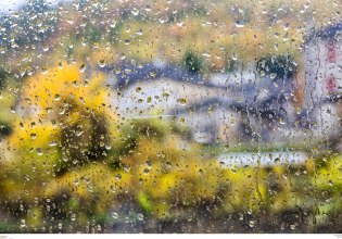 Καιρός: Άστατος με τοπικές βροχές και καταιγίδες στο μεγαλύτερο μέρος της χώρας