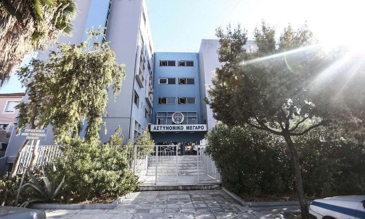 Επιχείρηση «σκούπα» της ΕΛΑΣ στην Κρήτη – Συλλήψεις αστυνομικών,στρατιωτικών και επιχειρηματιών για συμμετοχή σε εγκληματική οργάνωση