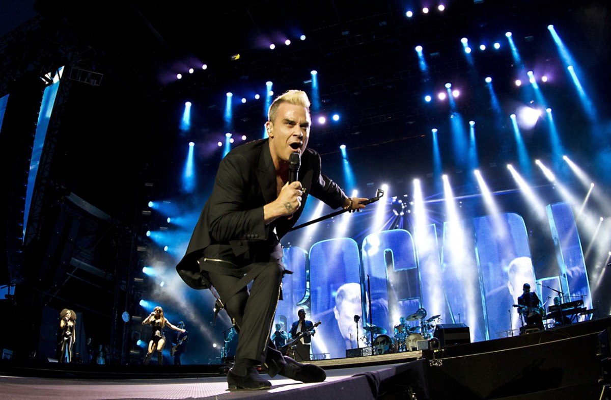 Μήνυση στον Ρόμπι Γουίλιαμς για τα πνευματικά δικαιώματα του Angels: «Ο άνθρωπος είναι φαντασιόπληκτος»