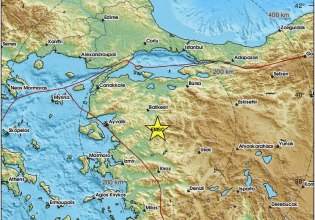 Δυνατός σεισμός στη Δυτική Τουρκία