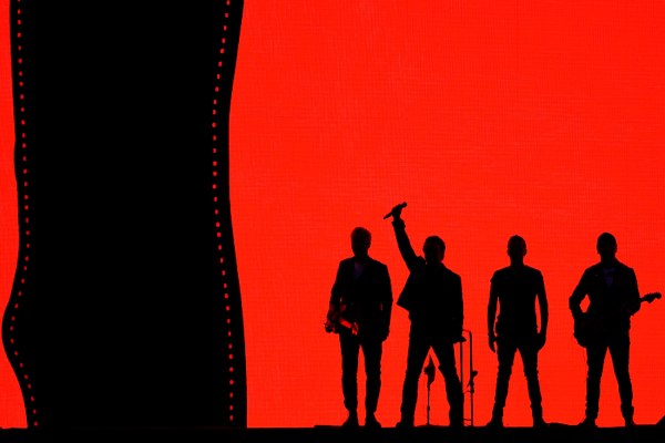 Οι U2 «σπάνε» τη σιωπή τους για τη Γάζα: Η κυβέρνηση Νετανιάχου διαπράττει «γενοκτονία»