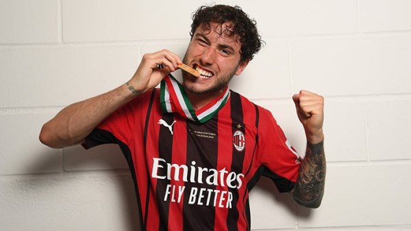 Ο Καλάμπρια έρχεται Σάββατο στην Αθήνα