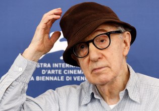 Ντροπή και προσβολή: Οργισμένες αντίδρασεις για την συμμετοχή του Γούντι Άλεν σε φεστιβάλ κινηματογράφου της Μόσχας