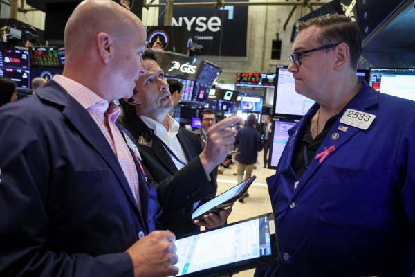 Alpha Bank: Η επενδυτική στρατηγική για τις αγορές – Πώς να κινηθούν οι επενδυτές