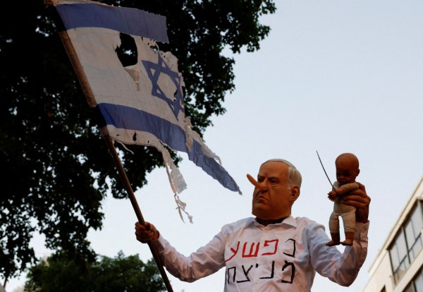 Γάζα, όμηροι, διχασμός και διεθνής κατακραυγή: Ο Νετανιάχου σε αέναο πόλεμο, το Ισραήλ σε σημείο καμπής