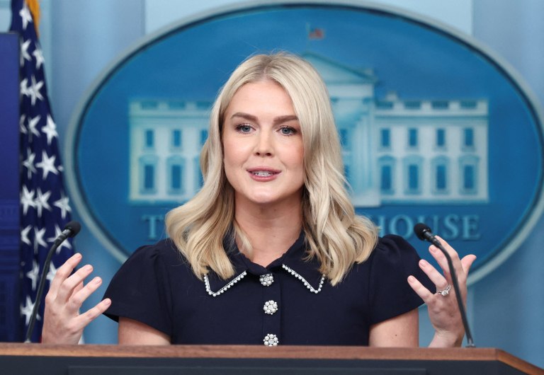 Ο Λευκός Οίκος επιβεβαιώνει συνάντηση Τραμπ-Ζελένσκι, πριν από τη «διερευνητική» σύνοδο με Πούτιν