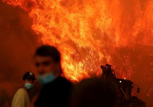 Η Μεσόγειος στις φλόγες – Μάχη με τις πυρκαγιές σε όλη τη νότια Ευρώπη