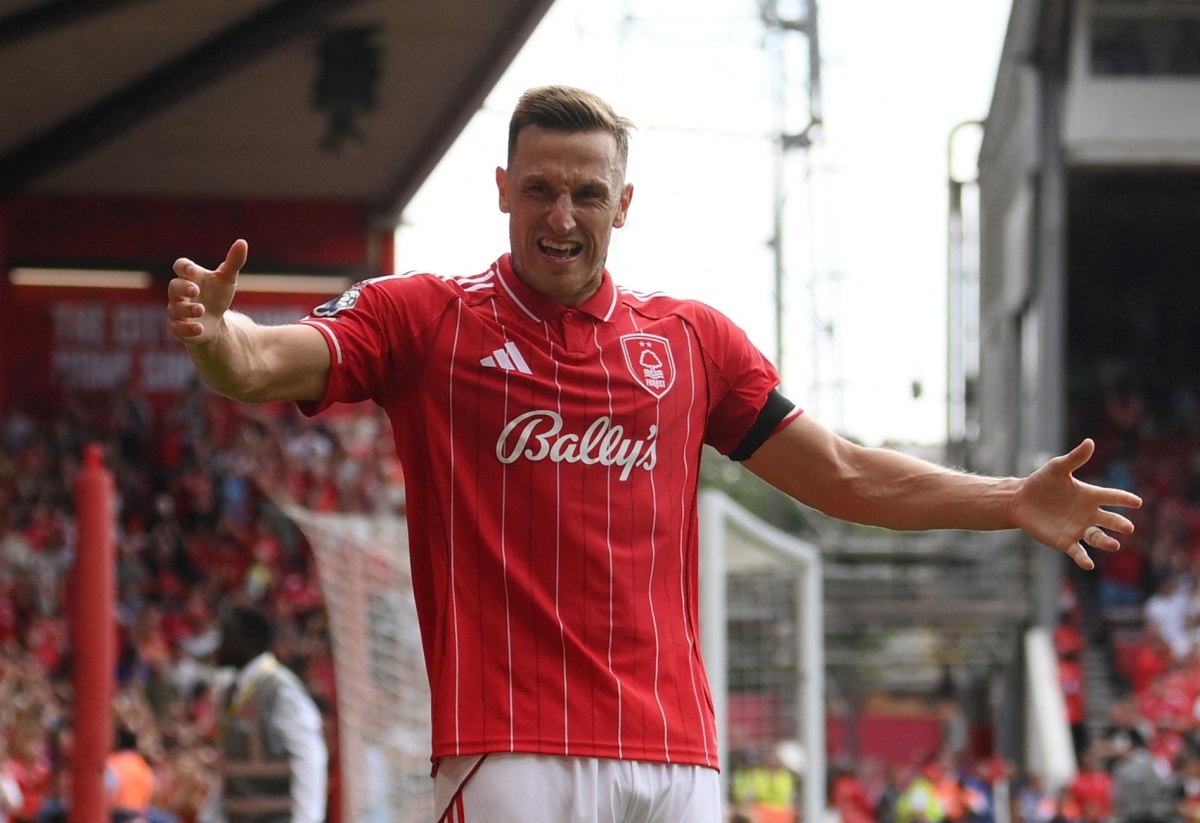 Φανταστική η πρεμιέρα της Νότιγχαμ – Δείτε τα γκολ της νίκης των reds κόντρα στην Μπρέντφορντ (3-1, vid)