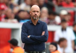 Σε δύσκολη θέση ο Τεν Χαγκ – Γκρίνια των οπαδών της Λεβερκούζεν για τον Ολλανδό τεχνικό