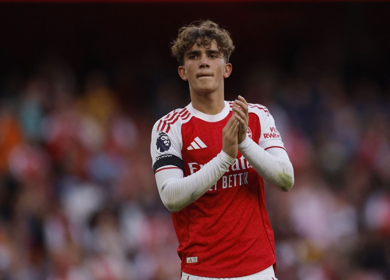 Ο Αρτέτα αποθέωσε τον 15χρονο Μαξ Ντόουμαν αλλά και την οικογένεια του νεαρού άσου