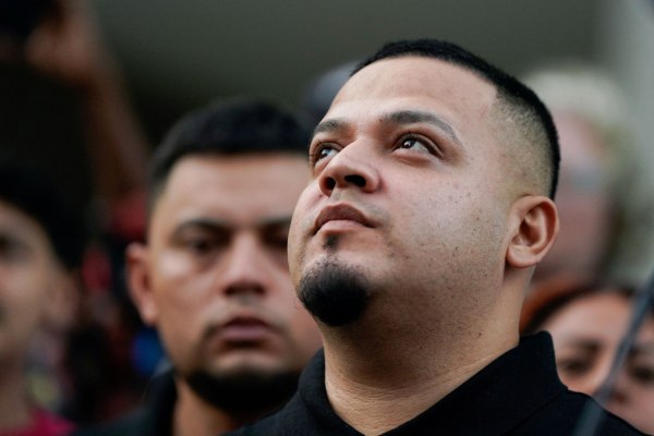 Κιλμάρ Αμπρέγο Γκαρσία: O μετανάστης-σύμβολο στις ΗΠΑ ως «βορά» από τον Τραμπ στους MAGA