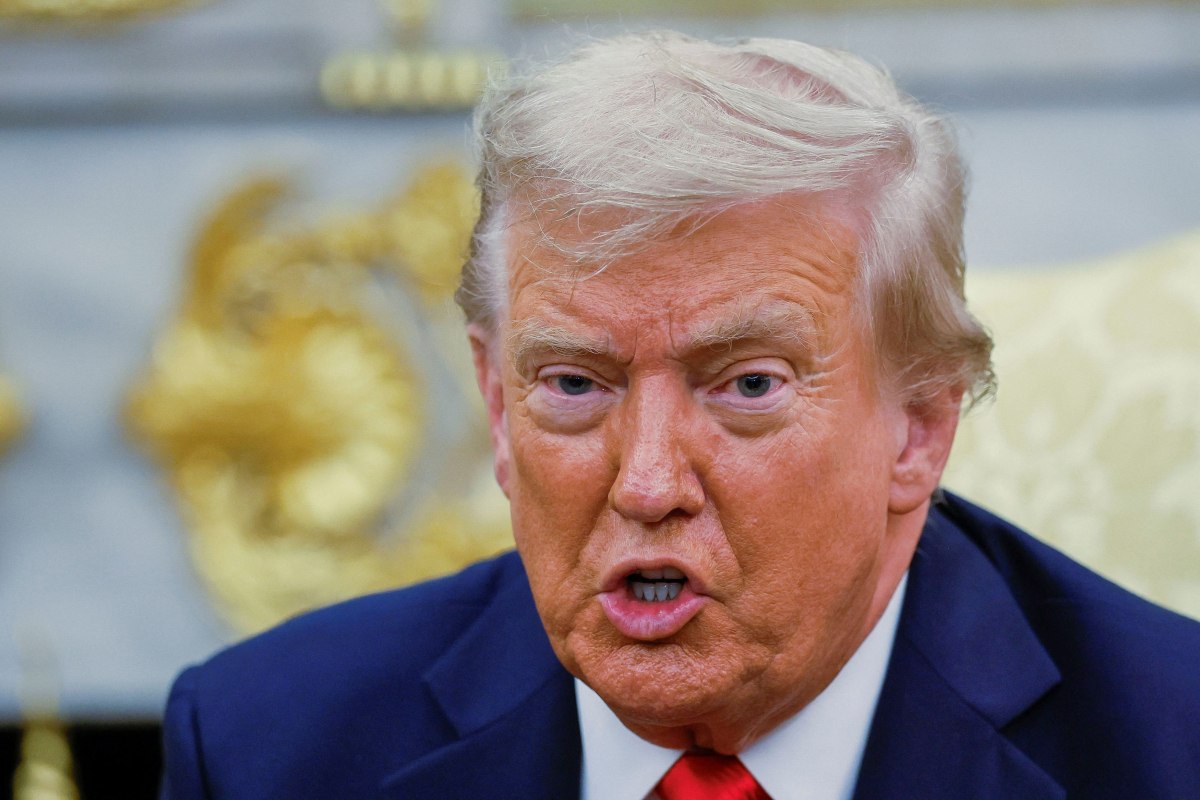 Τραμπ: Πολλοί Αμερικανοί θα ήθελαν να έχουν δικτάτορα – Επίθεση σε δημοκρατικούς κυβερνήτες