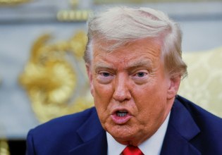 Τραμπ: Πολλοί Αμερικανοί θα ήθελαν να έχουν δικτάτορα – Επίθεση σε δημοκρατικούς κυβερνήτες